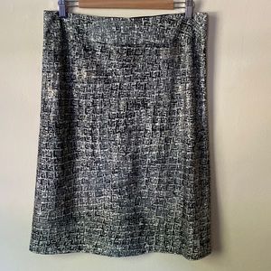 Nic & Zoe Pencil Skirt Size 10.